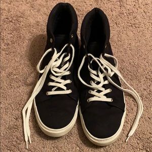 Women’s Hightop Shoes